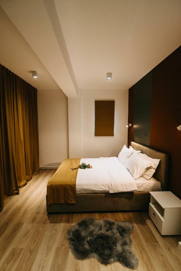 Gaudi Accommodation Cluj Napoca Bagian luar foto